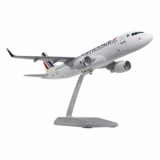 Air France Shopping : Bagagerie, maquettes, et bien plus encore