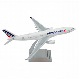 Air France Shopping : Bagagerie, maquettes, et bien plus encore